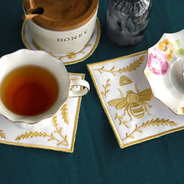 Bee in the Kitchen Mug Rug (In-the-Hoop) - Image 8