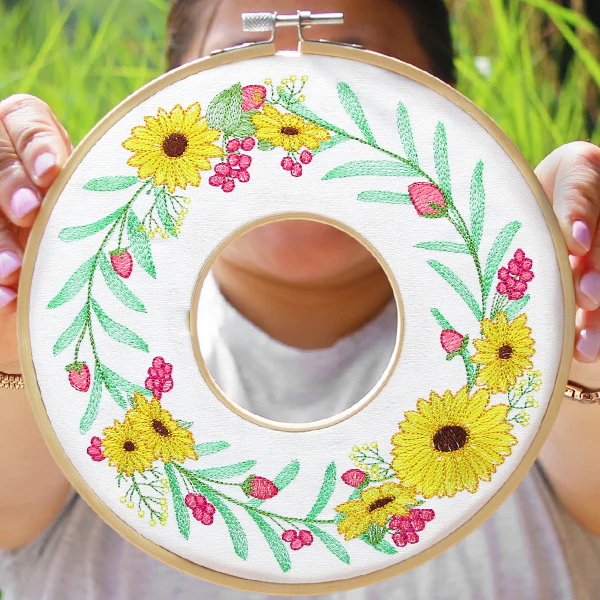 Black-Eyed Susan Botanical Wreath - Image 12