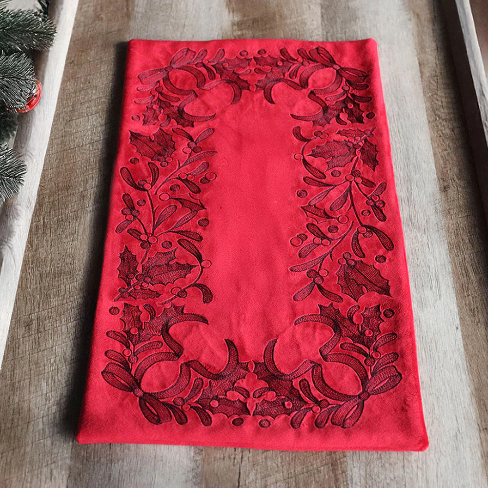 Christmas Border - Mistletoe - Image 2