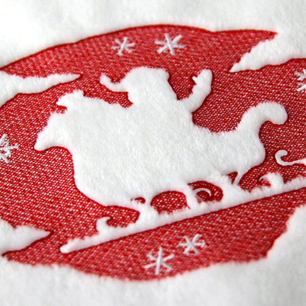 Classic Christmas - Santa's Sleigh (Embossed) - Image 15
