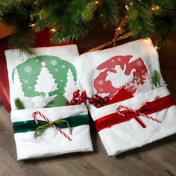 Classic Christmas - Tree (Embossed) - Image 5