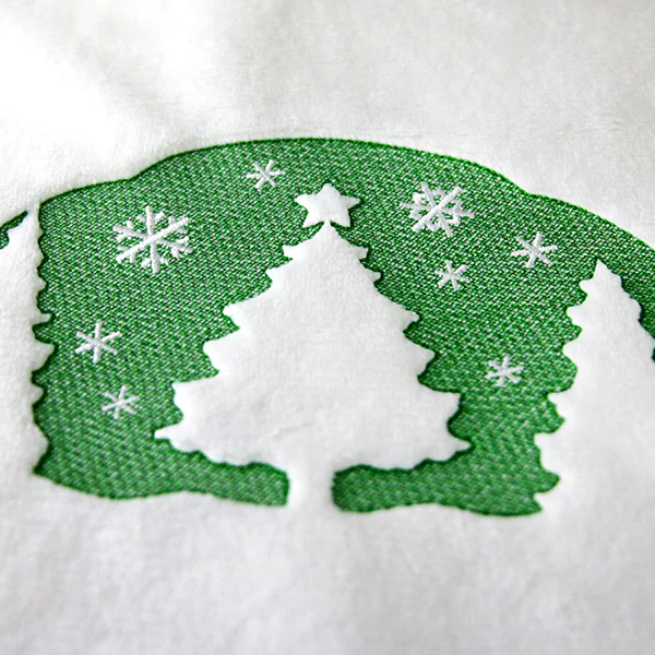 Classic Christmas - Tree (Embossed) - Image 9