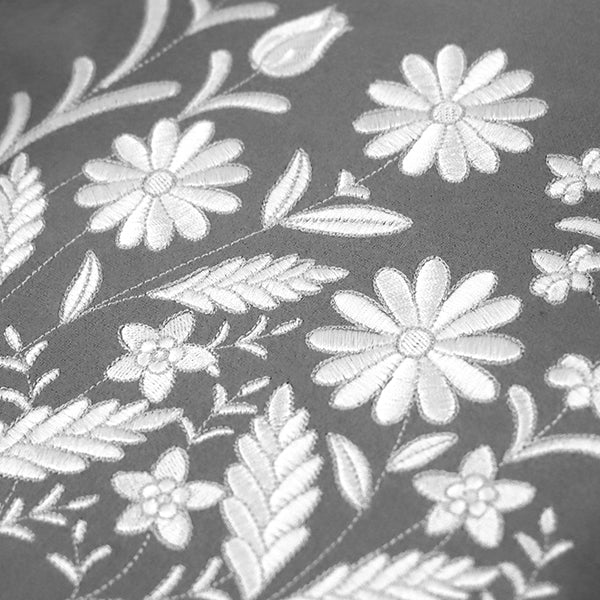 Dainty Wildflowers in Bloom - Image 2