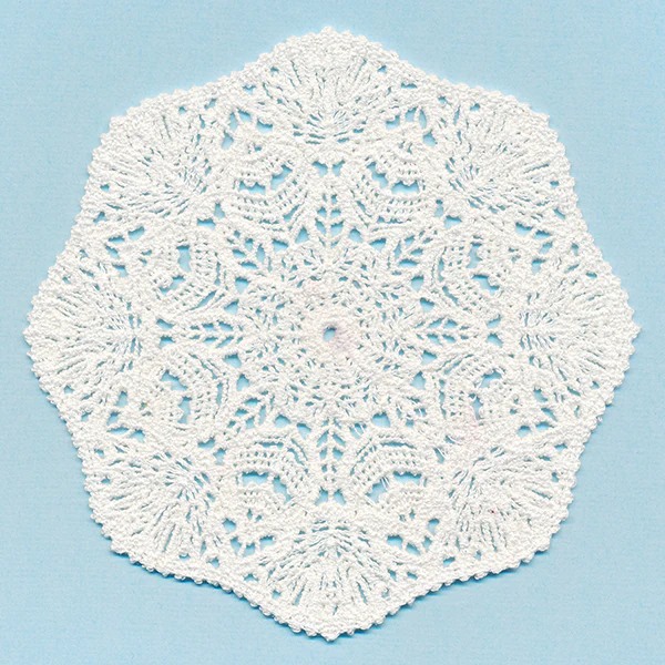 Delicate Autumn Doily (Battenburg) - Image 4