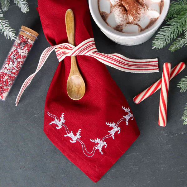 Delicate Christmas Corners - Reindeer - Image 2