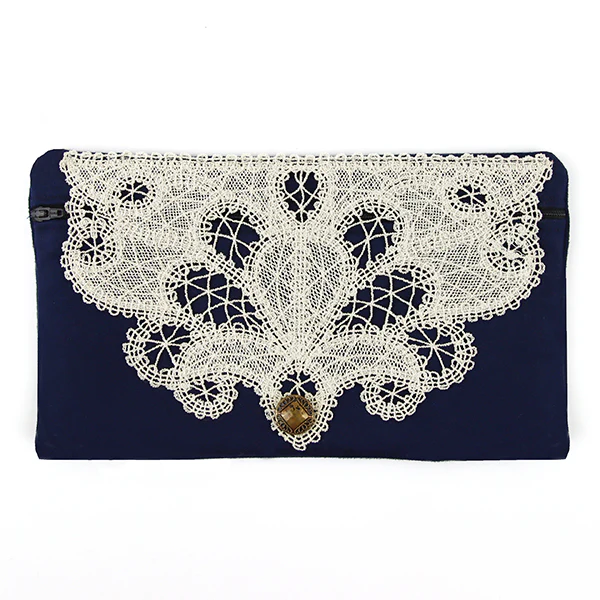 Elegant Lacy Lined Zipper Pouch (In-the-Hoop) - Image 2