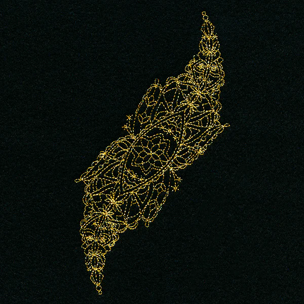 Elegant Mehndi Curve - Image 3