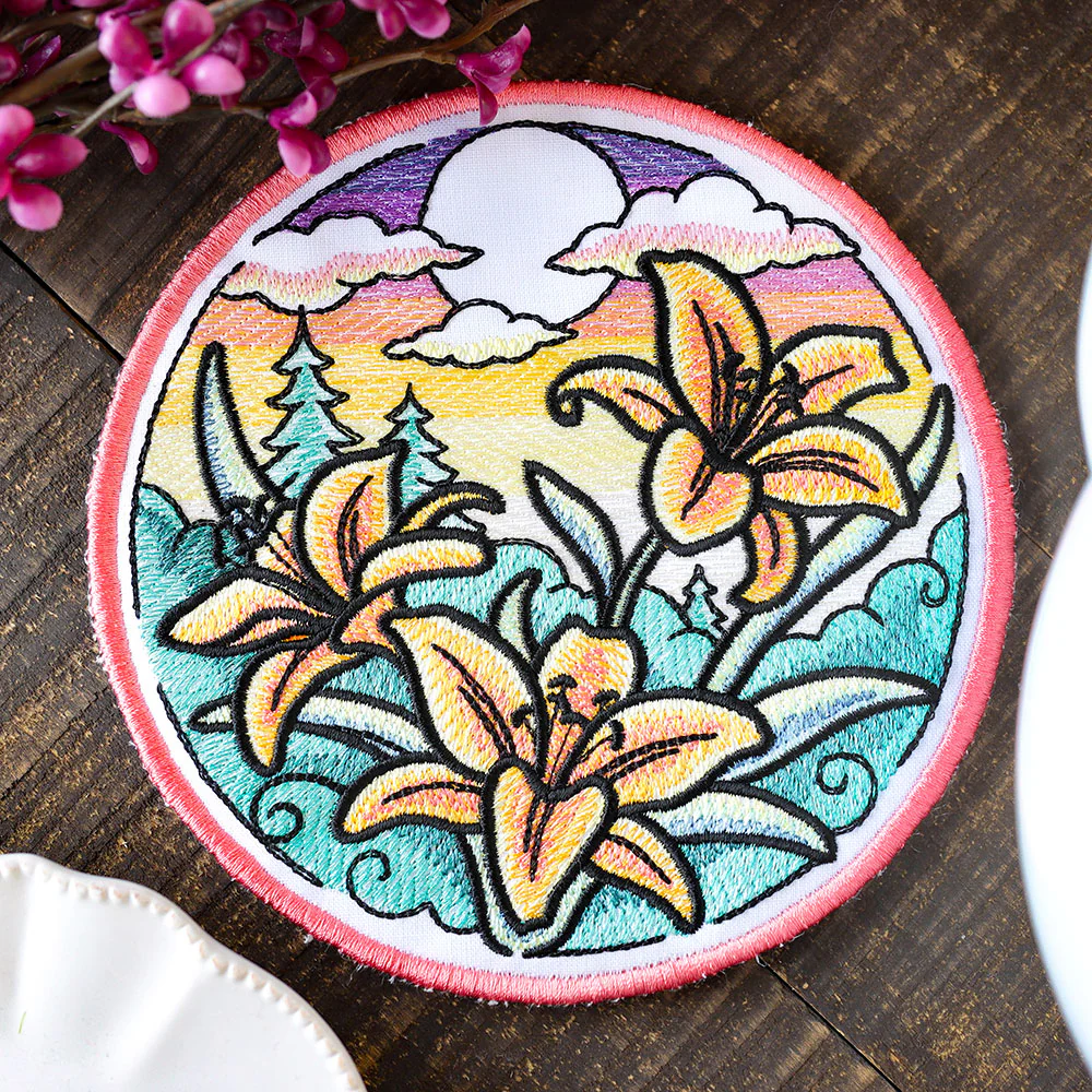 Flora & Fauna Trivet - Lily (In-the-Hoop) - Image 4