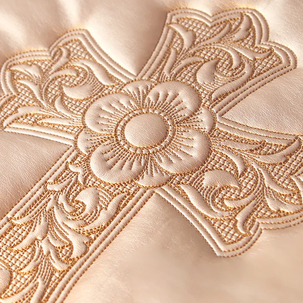 Flourishing Western Cross (Trapunto) - Image 10