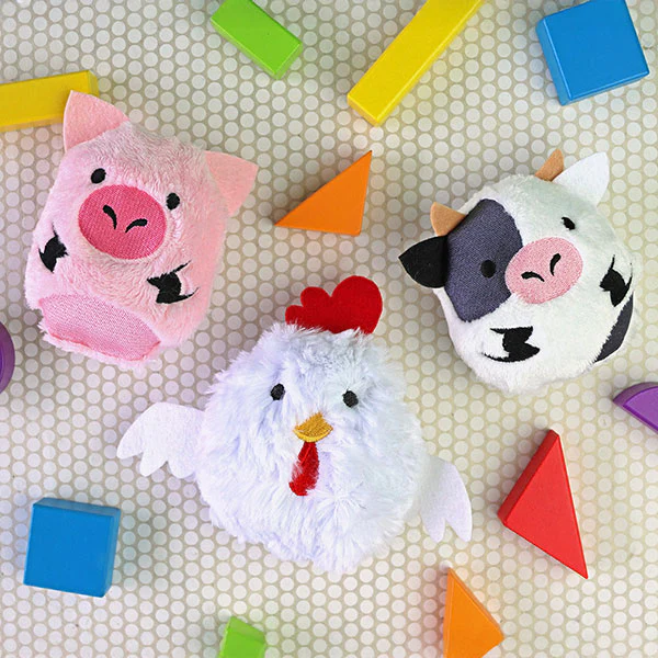 Fluffy Chicken Barnyard Buddy (In-the-Hoop) - Image 7