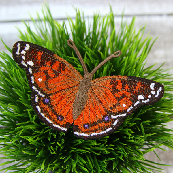 Free-Flying American Painted Lady (In-the-Hoop)