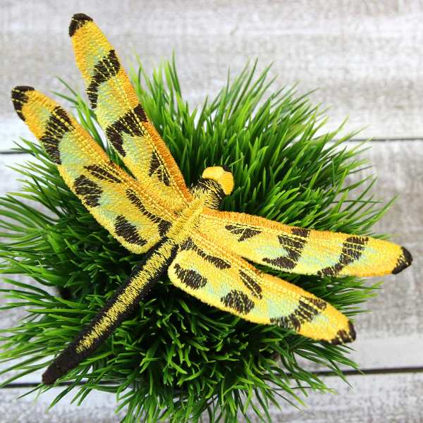 Free-Flying Halloween Pennant (In-the-Hoop) - Image 7