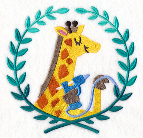 Giraffe Gluing Laurel - Image 3