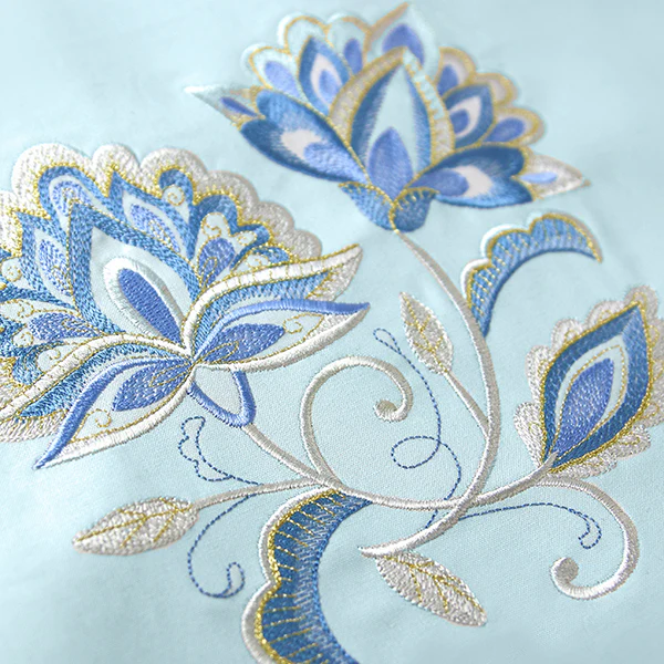 Graceful Jacobean Bouquet - Image 4
