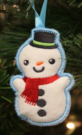 Heirloom Christmas Ornament - Snowman (In-the-Hoop) - Image 2