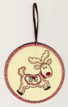 Holly Jolly Reindeer Ornament (In-the-Hoop)