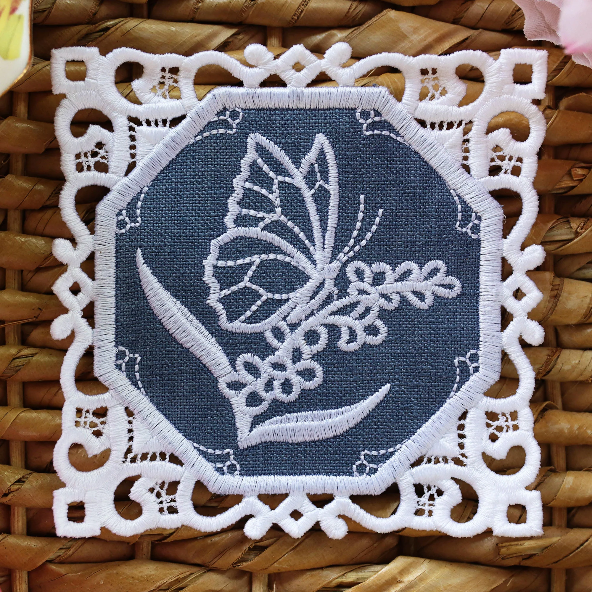 Lace Edge Coaster - Butterfly (In-the-Hoop)