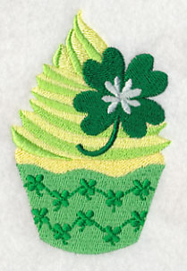 March Clover Cupcake - Image 2