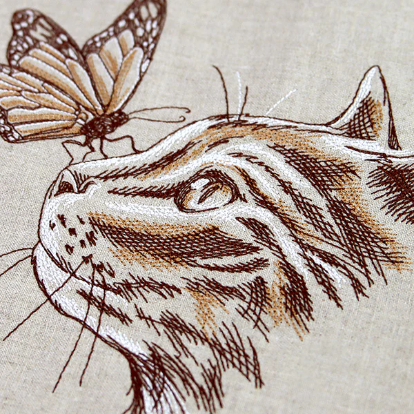 Purr-fectly Poised Monarch & Kitten - Image 12