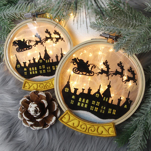 Santa's Flight Snowglobe (Organza) - Image 3