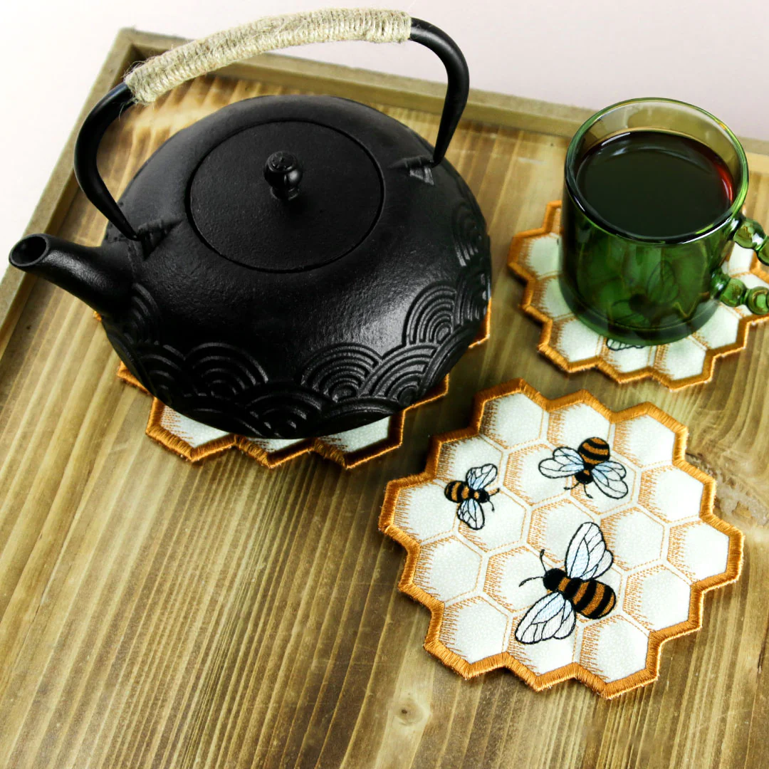 Sweet Honeycomb Trivet (In-the-Hoop) - Image 2