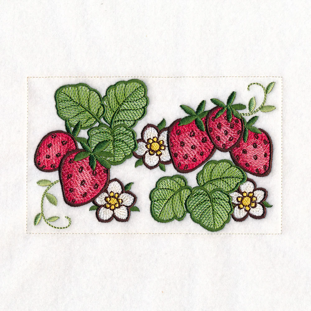 Woodland Animals Quilt - Strawberries - Image 3