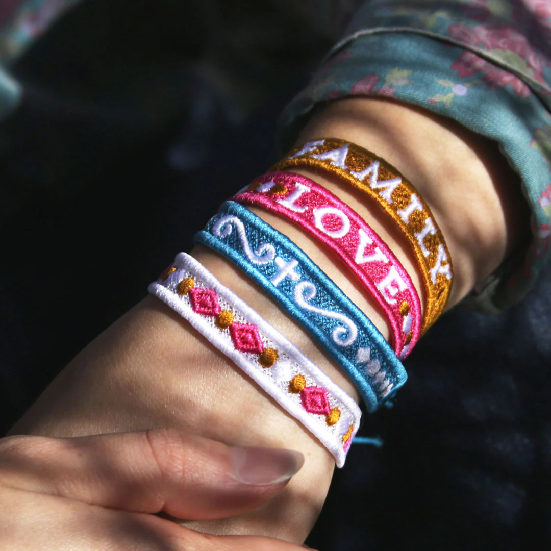 Words of Wisdom Bracelet - Decorative Cross (Lace) - Image 2
