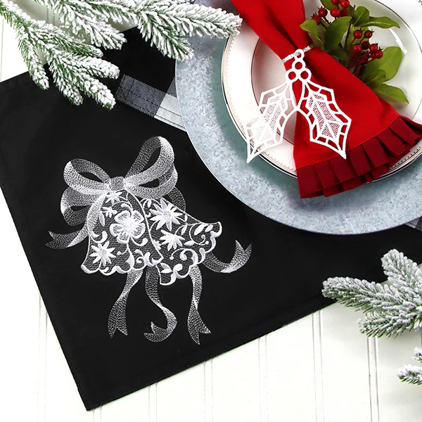 Yuletide Treasures - Holly (Lace) - Image 6